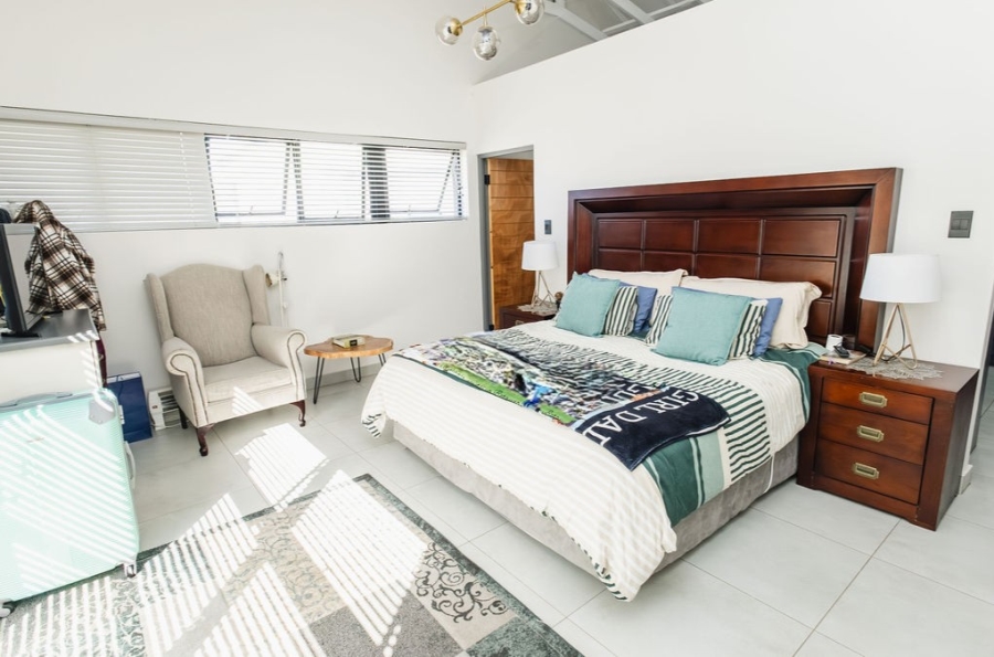 4 Bedroom Property for Sale in Woodland Hills Bergendal Free State